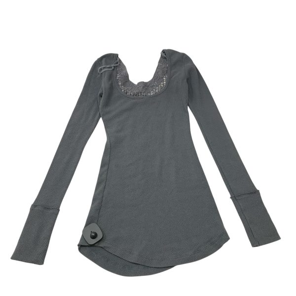 Top Long Sleeve By Free People In Grey, Size: Xs Online Hot Sale