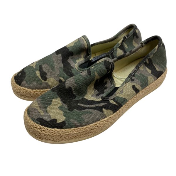 Shoes Flats By Esprit In Camouflage Print, Size: 8 Fashion