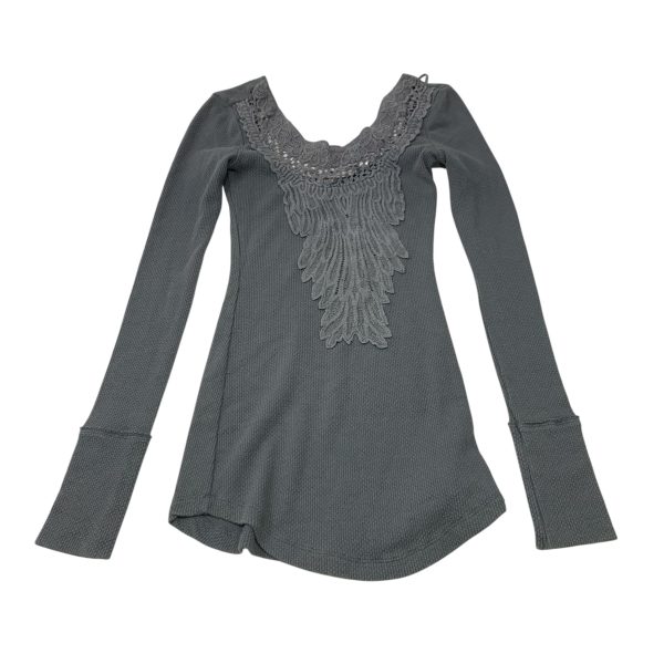 Top Long Sleeve By Free People In Grey, Size: Xs Online Hot Sale