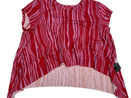 Athletic Top Short Sleeve By Free People In Pink & Red, Size: S Fashion