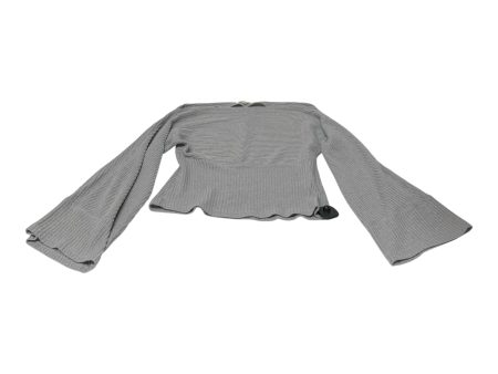 Top Long Sleeve By Listicle In Grey, Size: M Fashion