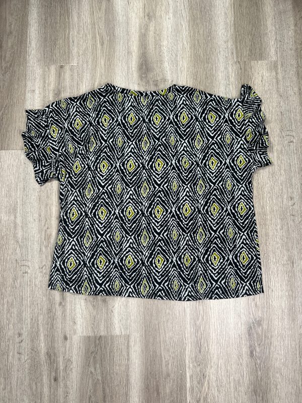 Top Short Sleeve By John Paul Richard  Size: 3x Cheap