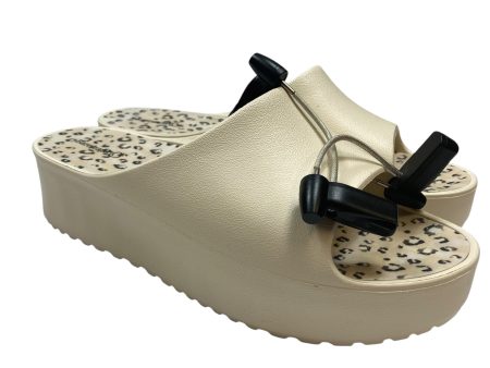 Sandals Heels Platform By Bare Traps In Cream, Size: 11 For Cheap