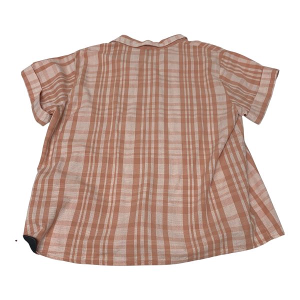 Top Short Sleeve By Universal Thread In Peach, Size: M Hot on Sale