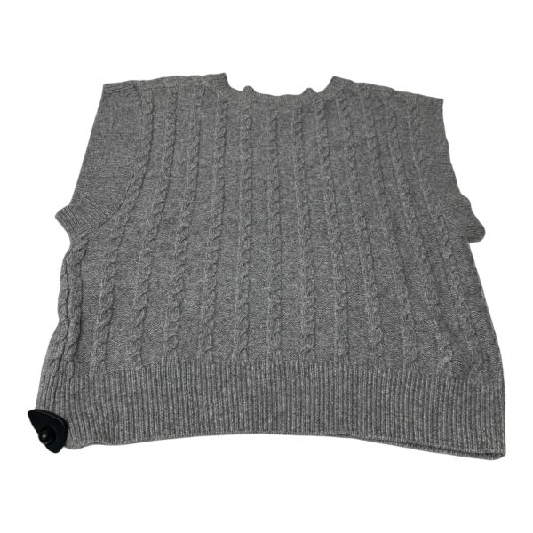 Vest Sweater By Cupcakes And Cashmere In Grey, Size: M For Discount