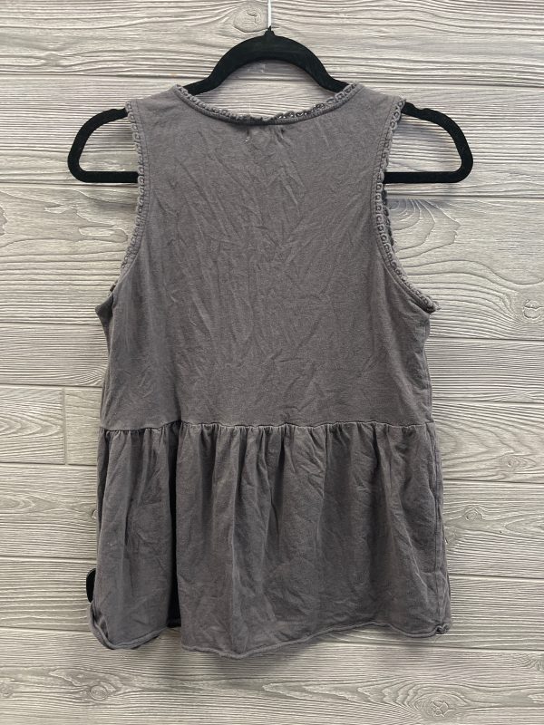 Top Sleeveless By Maurices In Grey, Size: M Online